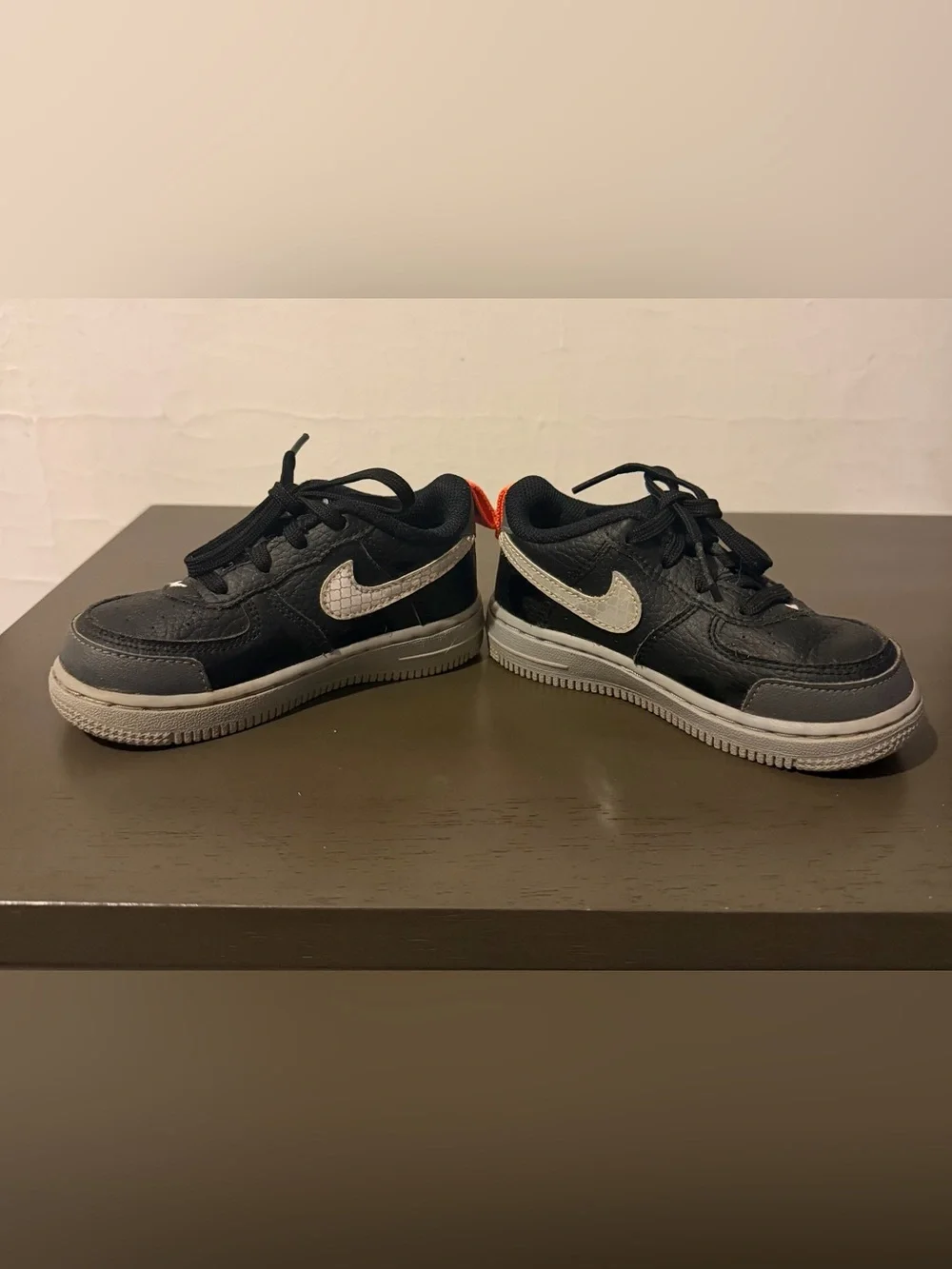 Kids Nike Air Force 1 LV8 2 